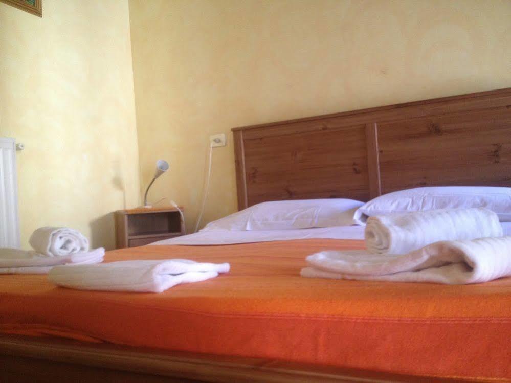 B&B Casa De Luca A Campo De Fiori Roma Eksteriør bilde